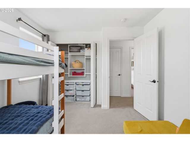 373 Camrin Loop, Creswell, OR 97426