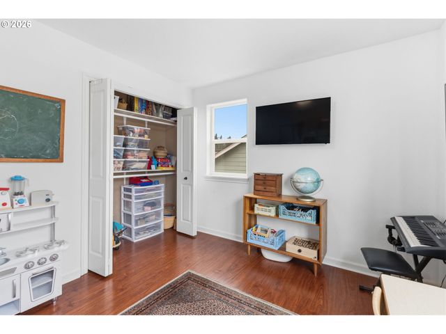 373 Camrin Loop, Creswell, OR 97426