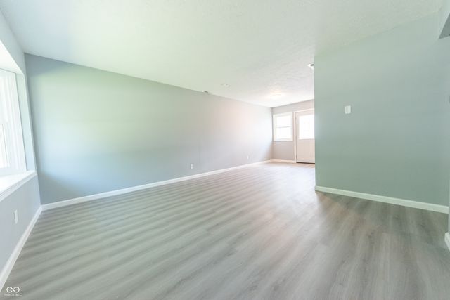 1215 N Gladstone Avenue, Columbus, IN 47201
