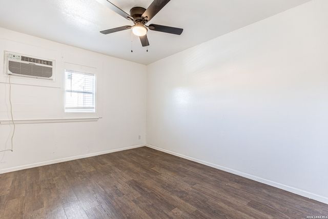 7115 Glen Ter Apt 3, San Antonio, TX 78239