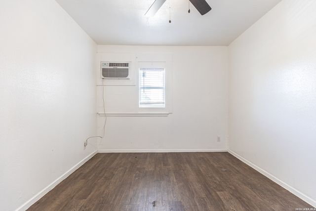 7115 Glen Ter Apt 3, San Antonio, TX 78239