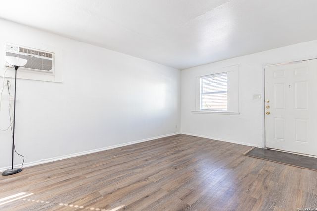 7115 Glen Ter Apt 3, San Antonio, TX 78239