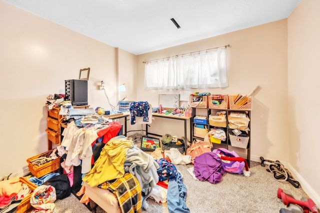 1198 N 3000 W, Clinton, UT 84015