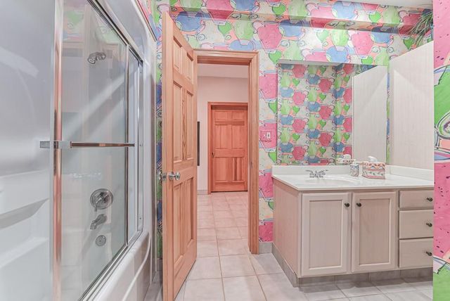 17029 Chieftain Road, Tonganoxie, KS 66086