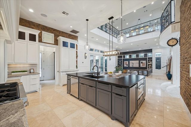 430 Fenn Street, Houston, TX 77018