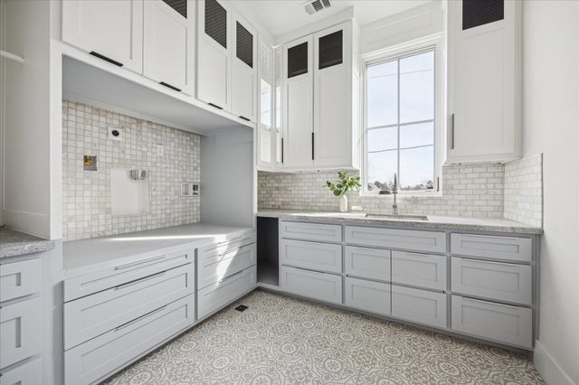 430 Fenn Street, Houston, TX 77018