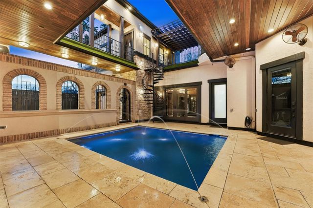 430 Fenn Street, Houston, TX 77018