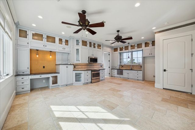 430 Fenn Street, Houston, TX 77018