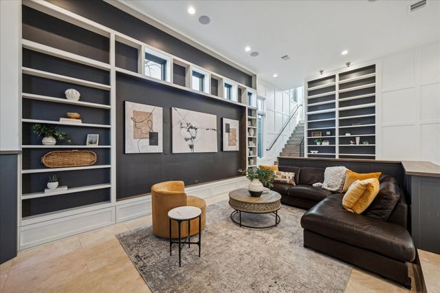 430 Fenn Street, Houston, TX 77018