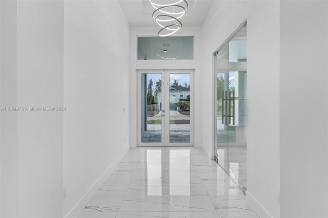 2207 SW 32TH ST, Cape Coral, FL 33914