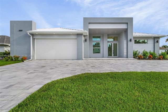 2207 SW 32TH ST, Cape Coral, FL 33914