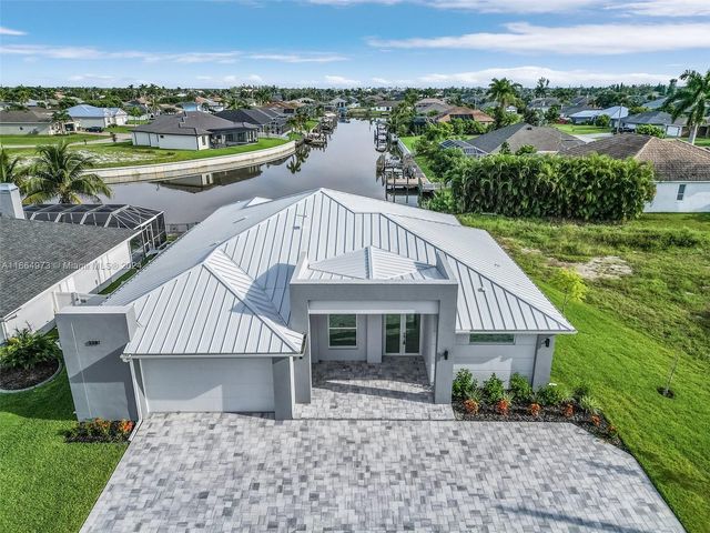 2207 SW 32TH ST, Cape Coral, FL 33914