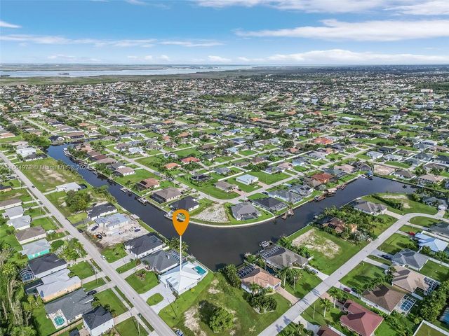 2207 SW 32TH ST, Cape Coral, FL 33914