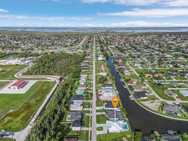 2207 SW 32TH ST, Cape Coral, FL 33914