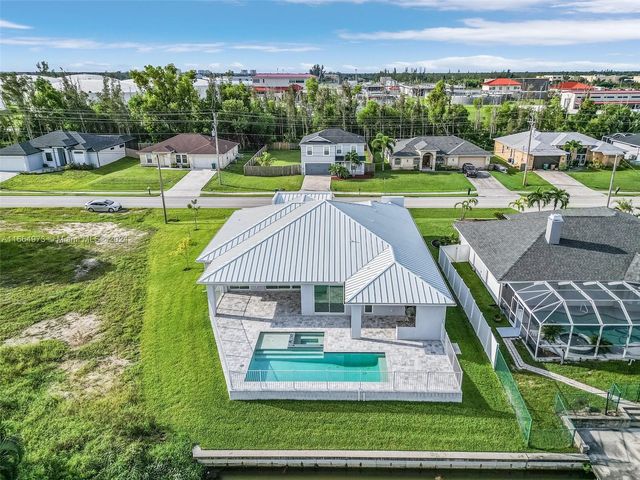 2207 SW 32TH ST, Cape Coral, FL 33914