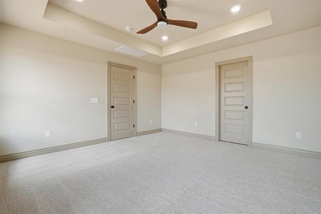 207 Pine Ave, Cache, OK 73527