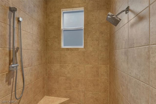 590 110th AVE N, Naples, FL 34108