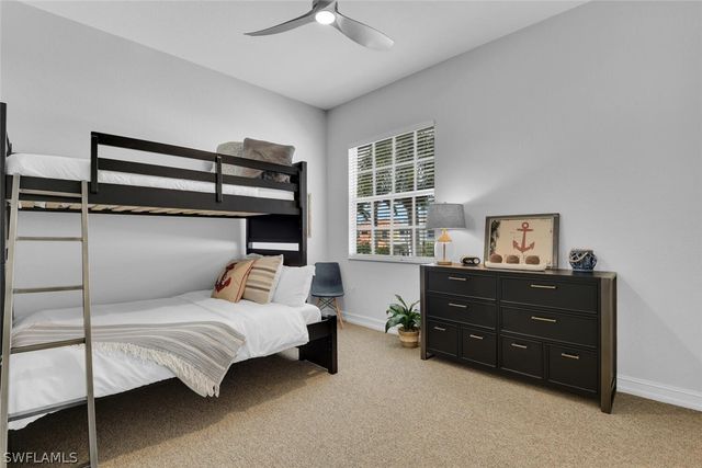 590 110th AVE N, Naples, FL 34108