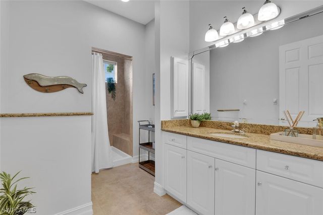 590 110th AVE N, Naples, FL 34108