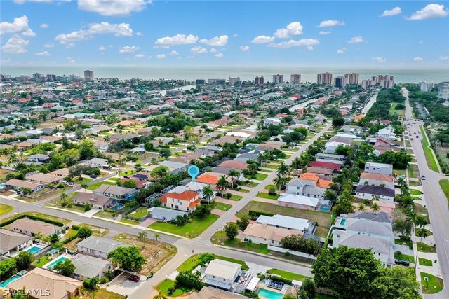 590 110th AVE N, Naples, FL 34108