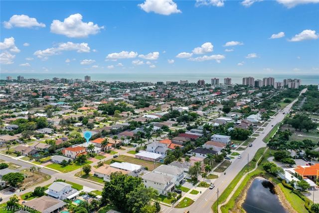 590 110th AVE N, Naples, FL 34108