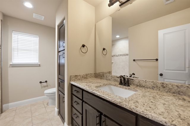 809 Jameson Street, Weatherford, TX 76086