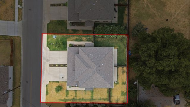 809 Jameson Street, Weatherford, TX 76086