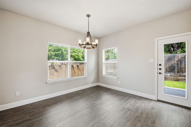 809 Jameson Street, Weatherford, TX 76086