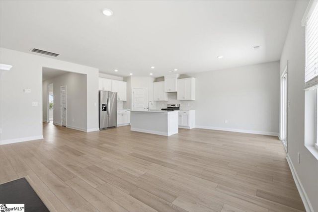 726 Parry Court, Woodruff, SC 29388