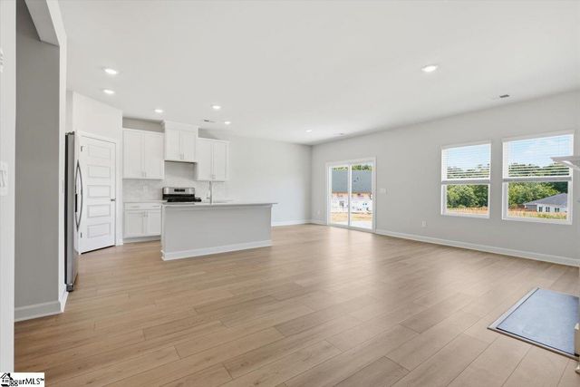 726 Parry Court, Woodruff, SC 29388