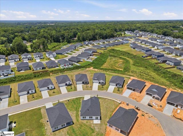 726 Parry Court, Woodruff, SC 29388