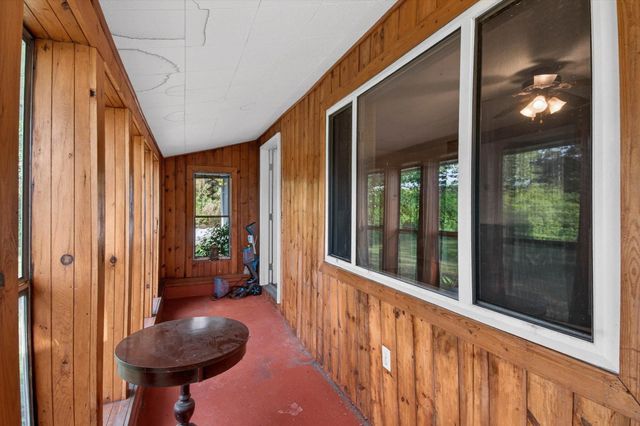 11148 E Howard City Edmore Road, Riverdale, MI 48877
