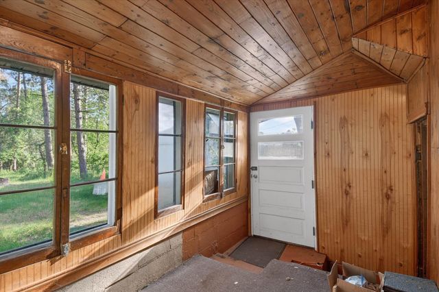 11148 E Howard City Edmore Road, Riverdale, MI 48877
