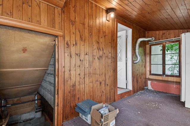 11148 E Howard City Edmore Road, Riverdale, MI 48877