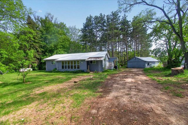11148 E Howard City Edmore Road, Riverdale, MI 48877