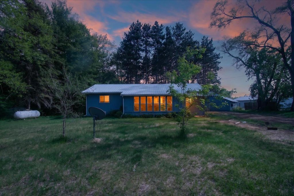 11148 E Howard City Edmore Road, Riverdale, MI 48877