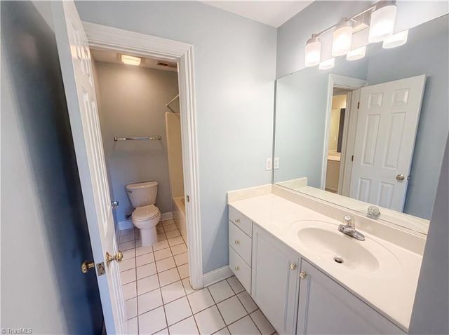 3800 Crosstimbers Drive, Greensboro, NC 27410