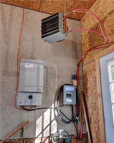 577 May Valley Road SW, New Philadelphia, OH 44663