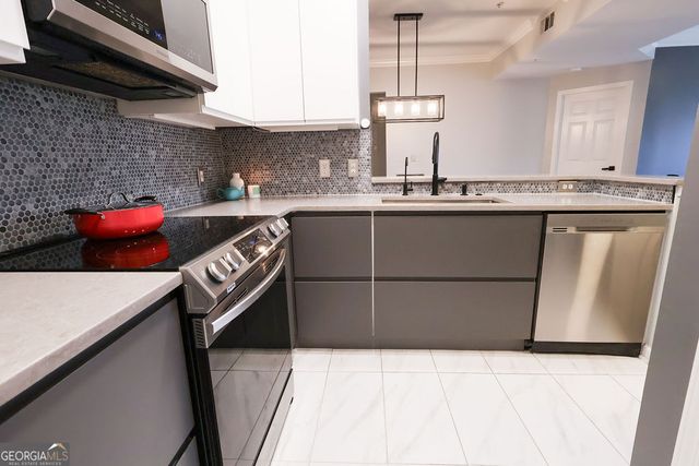 955 Juniper Street NE 3331, Atlanta, GA 30309