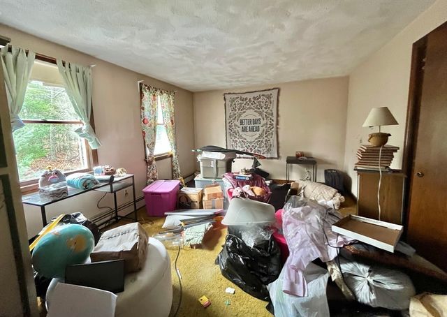 2 Lauren Rd, Plymouth, MA 02360