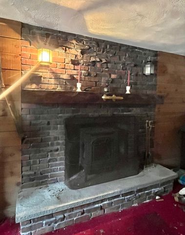 2 Lauren Rd, Plymouth, MA 02360