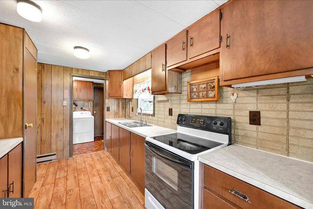 29 CAROL ANN DR, Lebanon, PA 17046