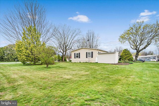 29 CAROL ANN DR, Lebanon, PA 17046