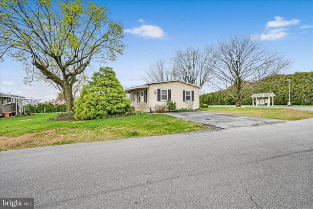 29 CAROL ANN DR, Lebanon, PA 17046
