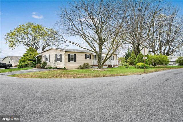 29 CAROL ANN DR, Lebanon, PA 17046