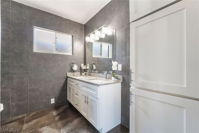 2200 Santa Ynez Drive, Las Vegas, NV 89104