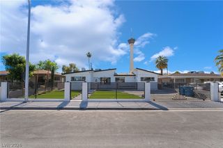 2200 Santa Ynez Drive, Las Vegas, NV 89104