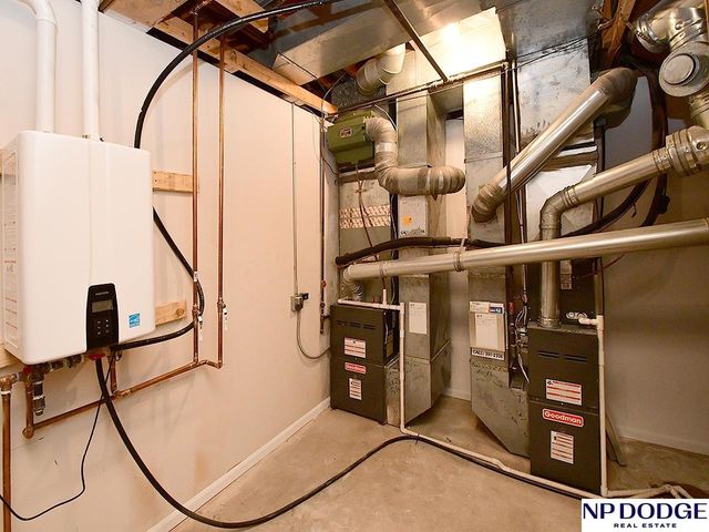 11342 Pine Street, Omaha, NE 68144