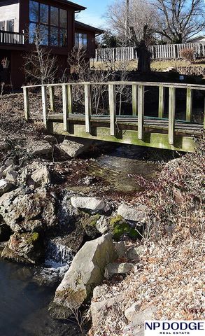 11342 Pine Street, Omaha, NE 68144