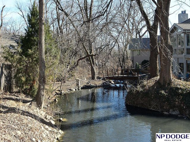 11342 Pine Street, Omaha, NE 68144